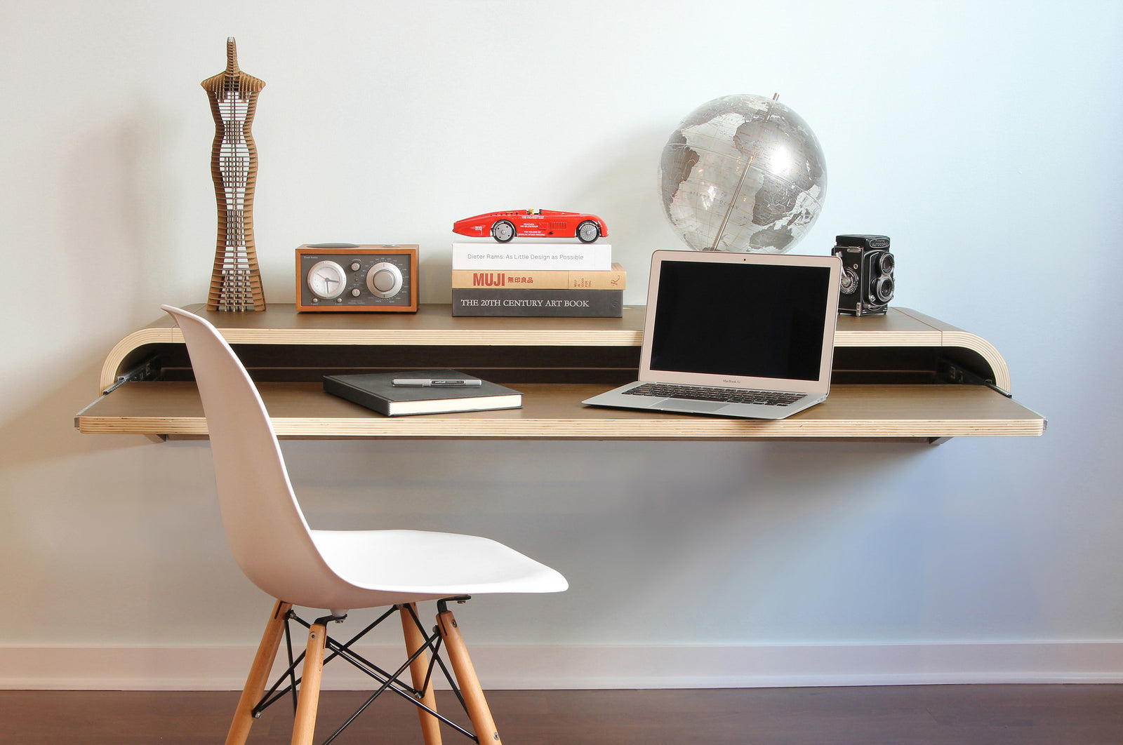 Minimal Wall Desk Walnut