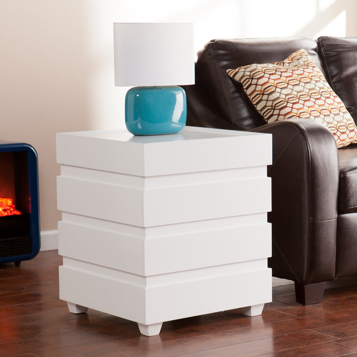 Lavrock End Trunk White