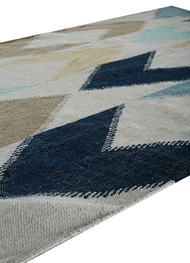 Desert Caracal Blue/Gray Area Rug