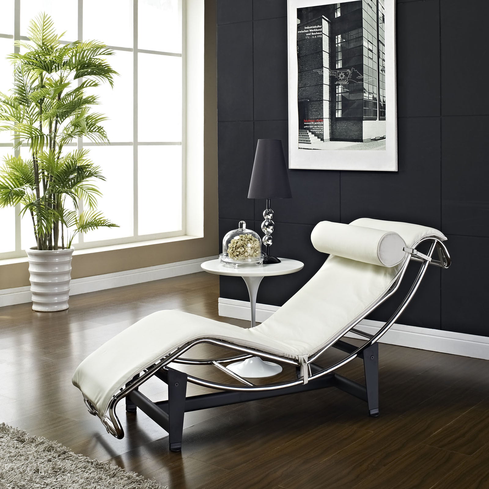 Chant Leather Chaise White