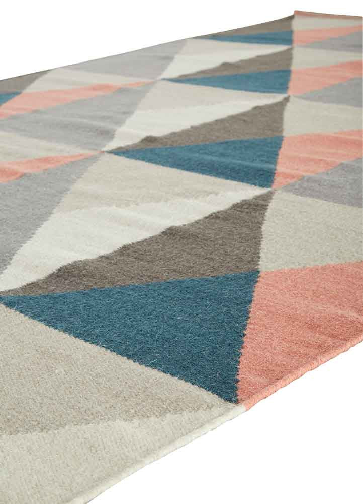 Elmhurst Ritner Gray/Pink Area Rug