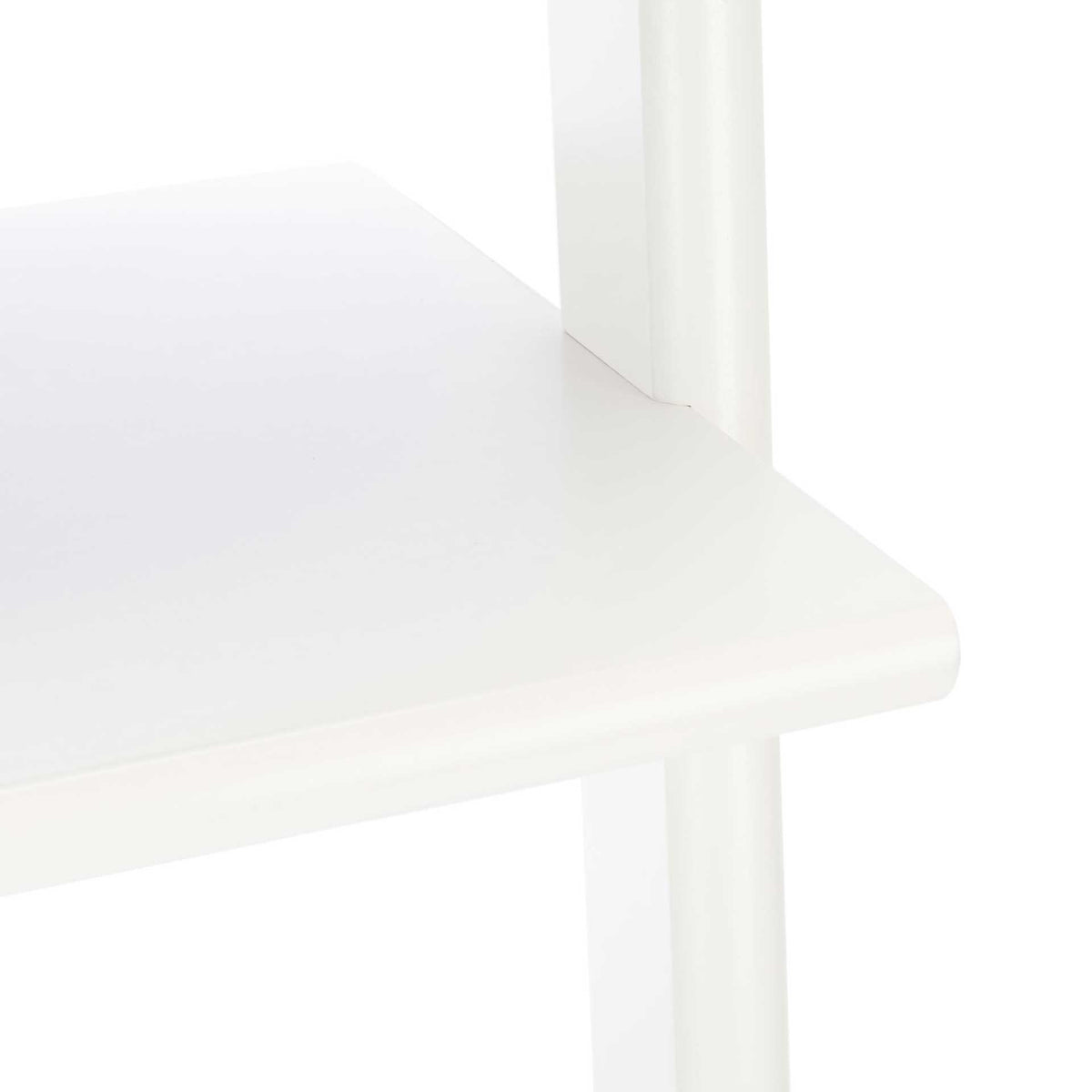 A softly rounded white shelf edge meets the smooth upright for a clean finish.