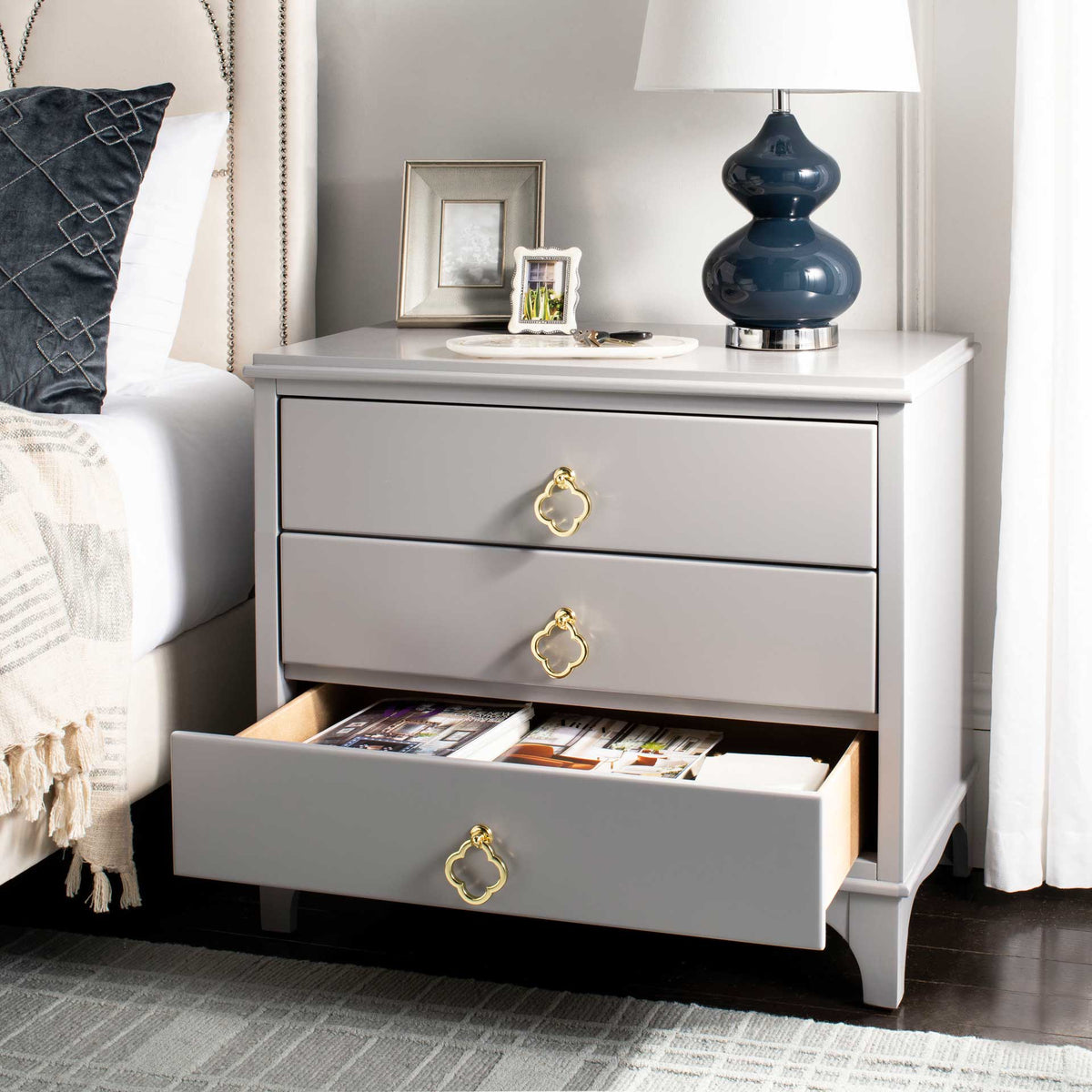 Hamden 3 Drawer Contemporary Nightstand Gray