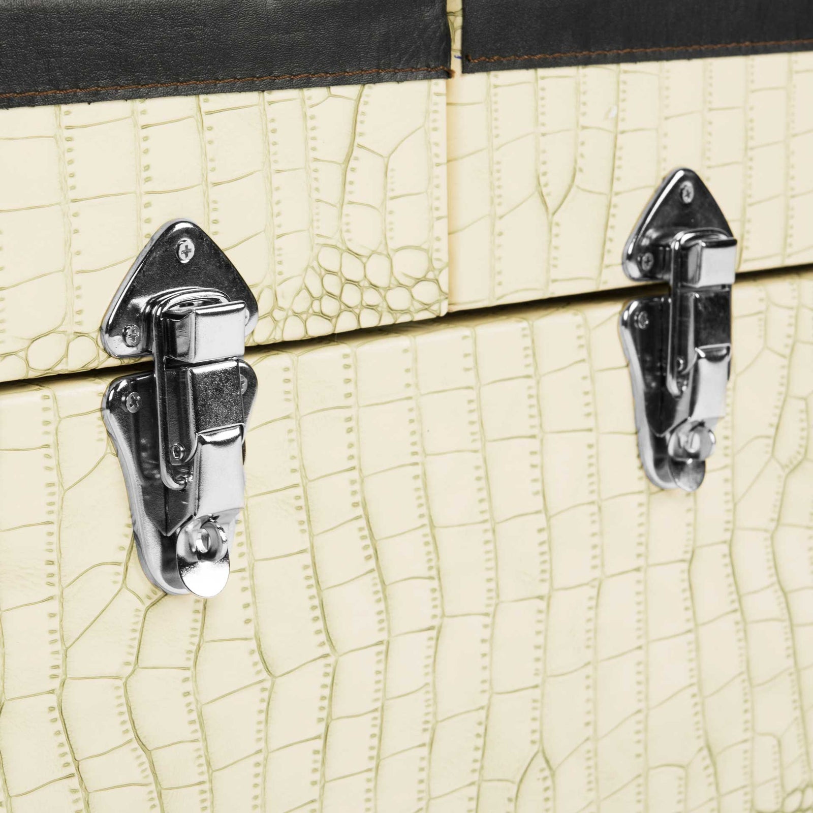 Zoey Coffee Table Storage Trunk With Wine Rack Cream