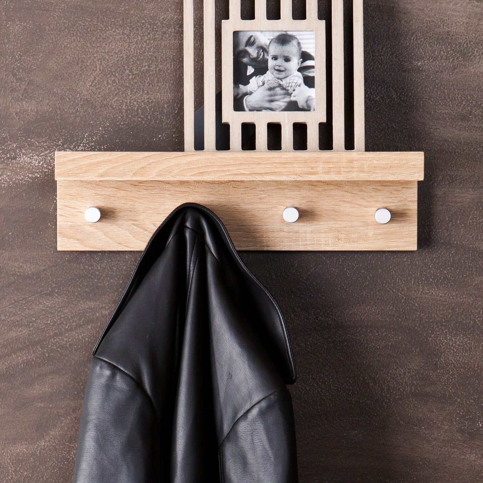 Ace Hanger Wall Shelf Light Oak