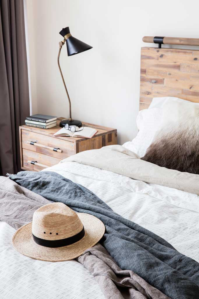 Huntington 2 Drawer Nightstand