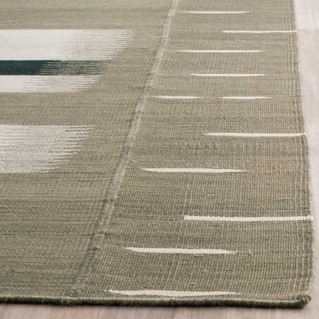 A tightly woven surface and neatly finished edge frame delicate ivory dashes