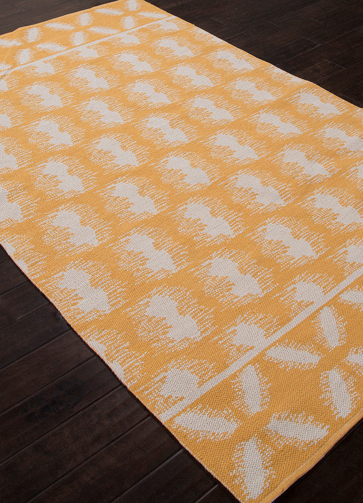 Traditions Clouds Beeswax/Silver Green Area Rug