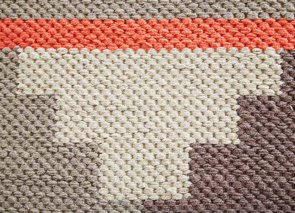 Traditions Made Modern Cotton Flat Weave Cusco Gray/Pink Area Rug