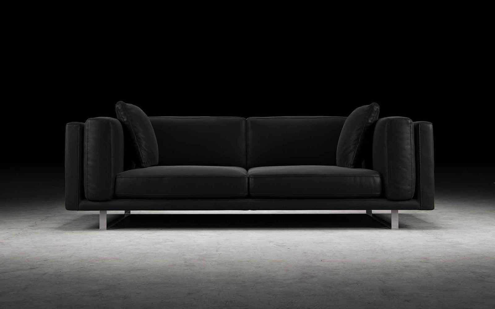 Fulton Sofa Black Brown