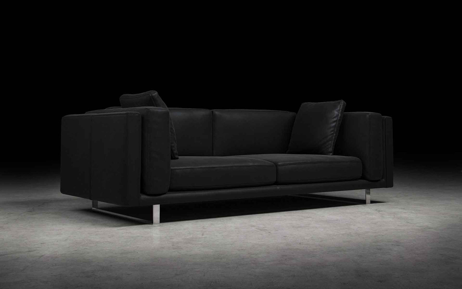 Fulton Sofa Black Brown