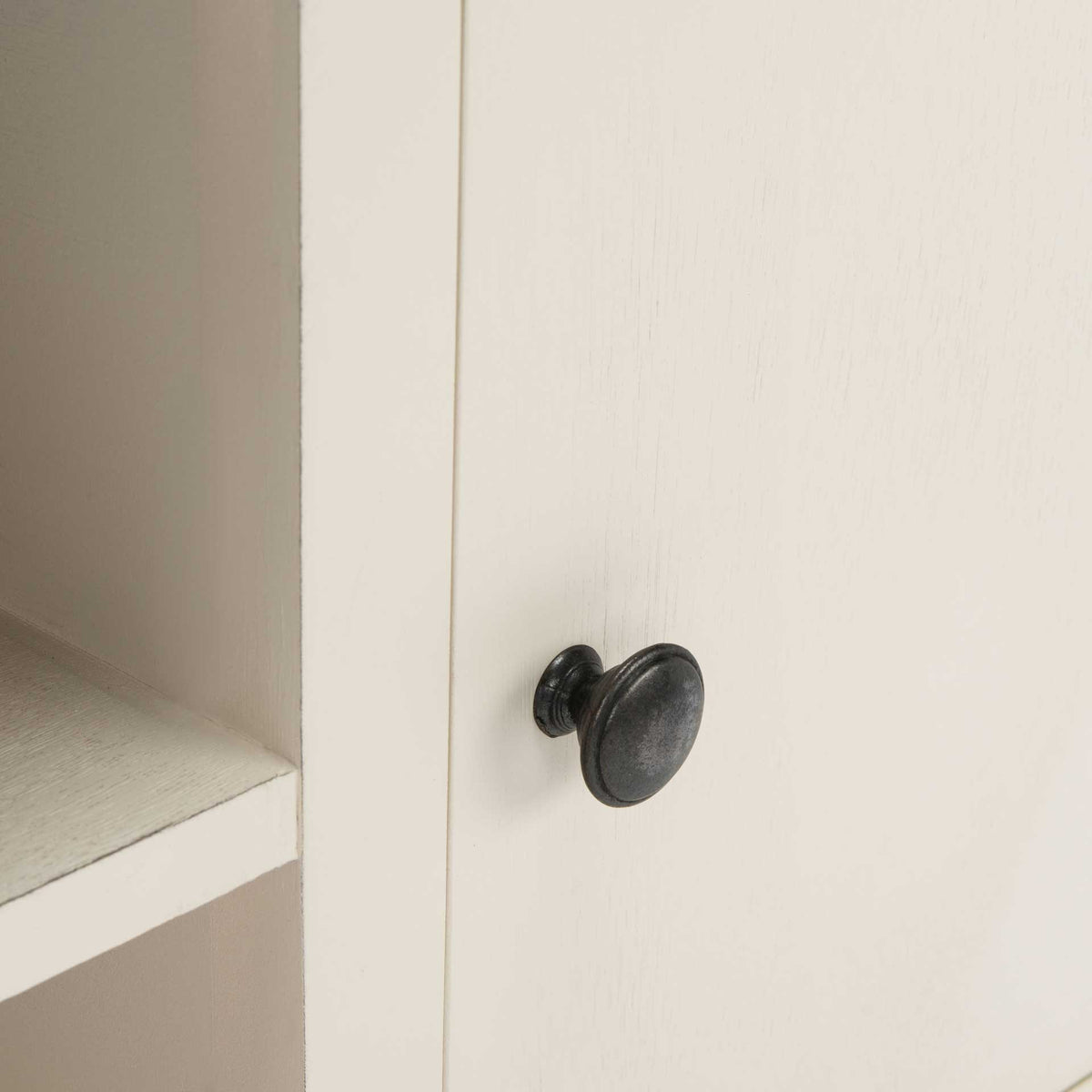 Ozbourne 2 Door 1 Shelf Media Stand Distressed White