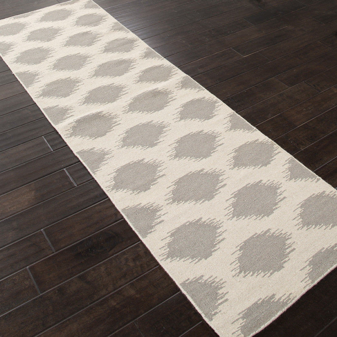 Maroc Nyasha Antique White/Medium Gray Runner Rug