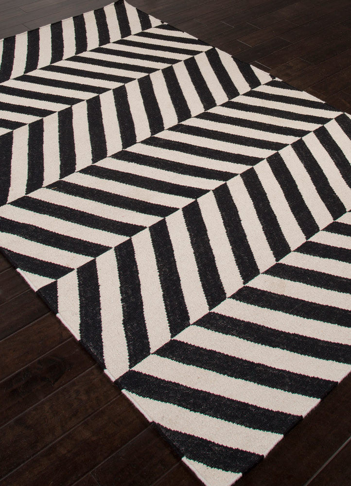 Maroc Salma Ebony Area Rug