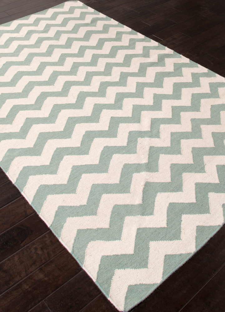 Maroc Lola Silver Sea Moss/White Area Rug