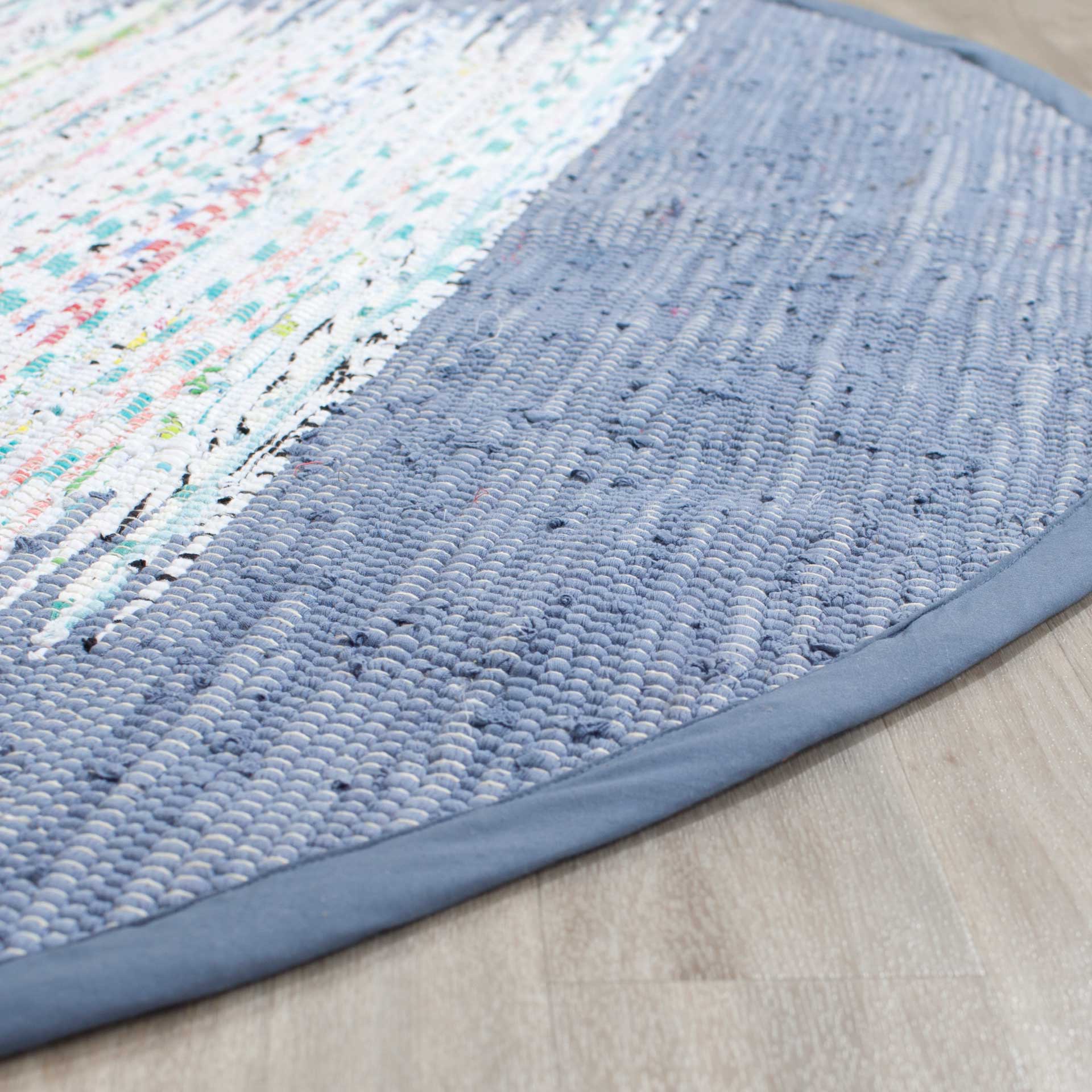 Montauk Border Ivory/Dark Blue Round Rug - Froy.com