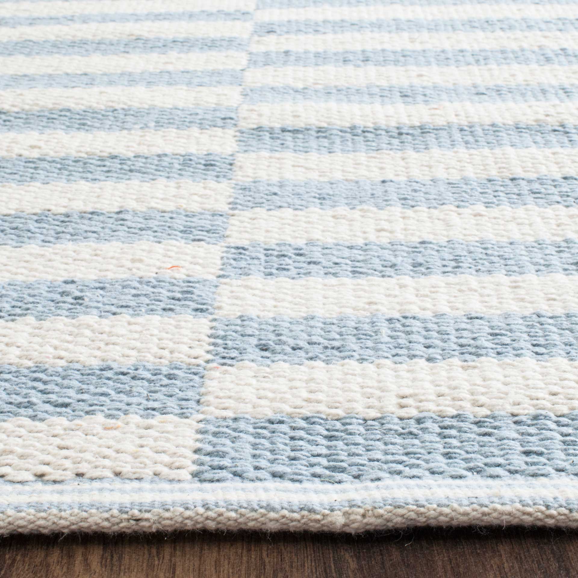 8' x 10'