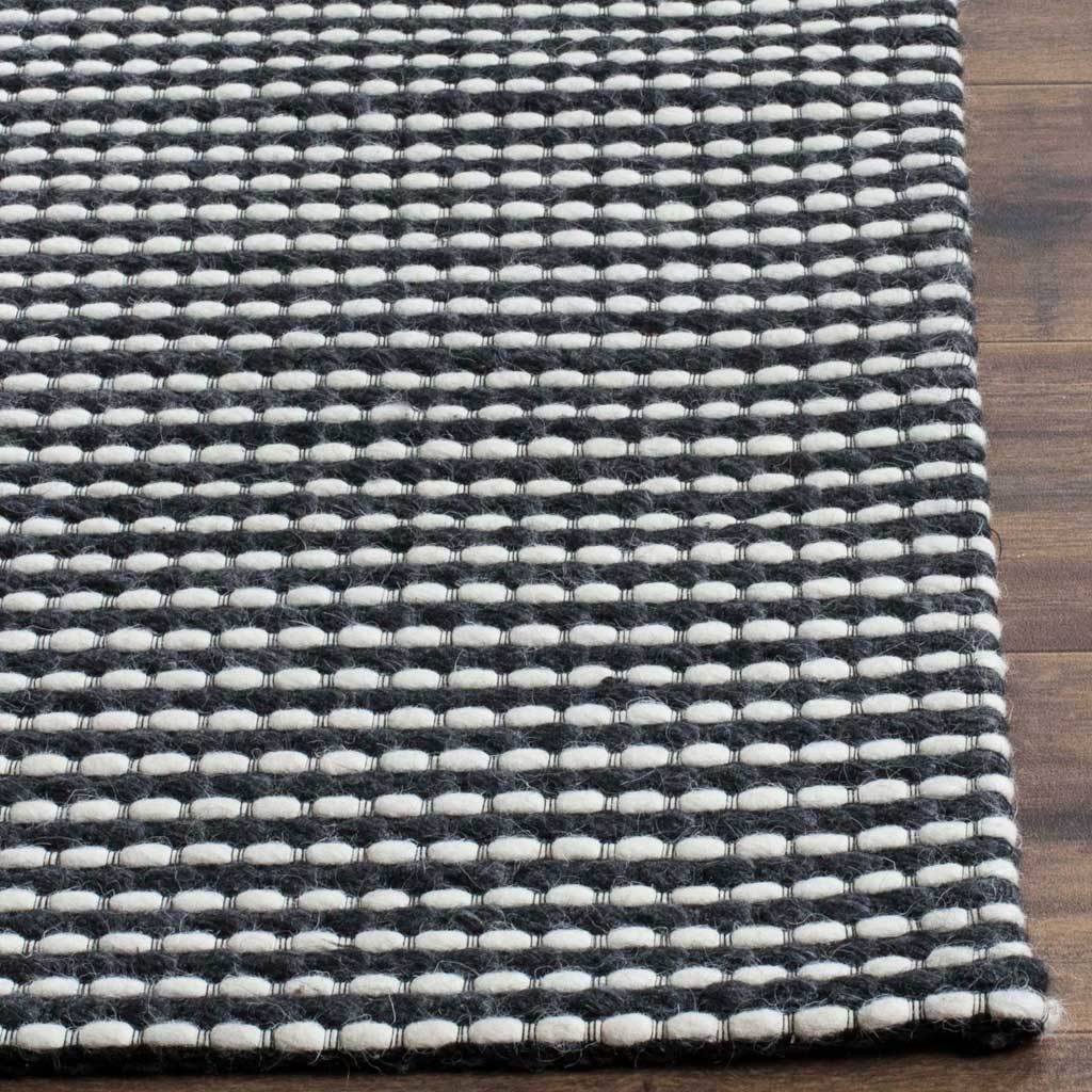 Natura Black/Ivory Area Rug - Froy.com