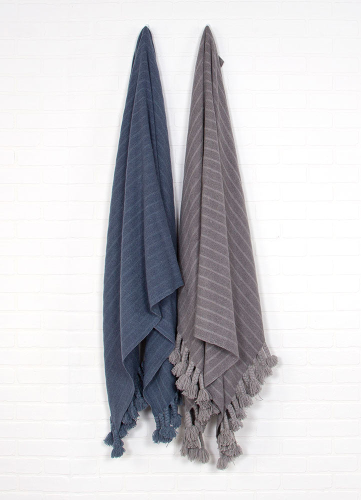 Native Frost Gray Throw