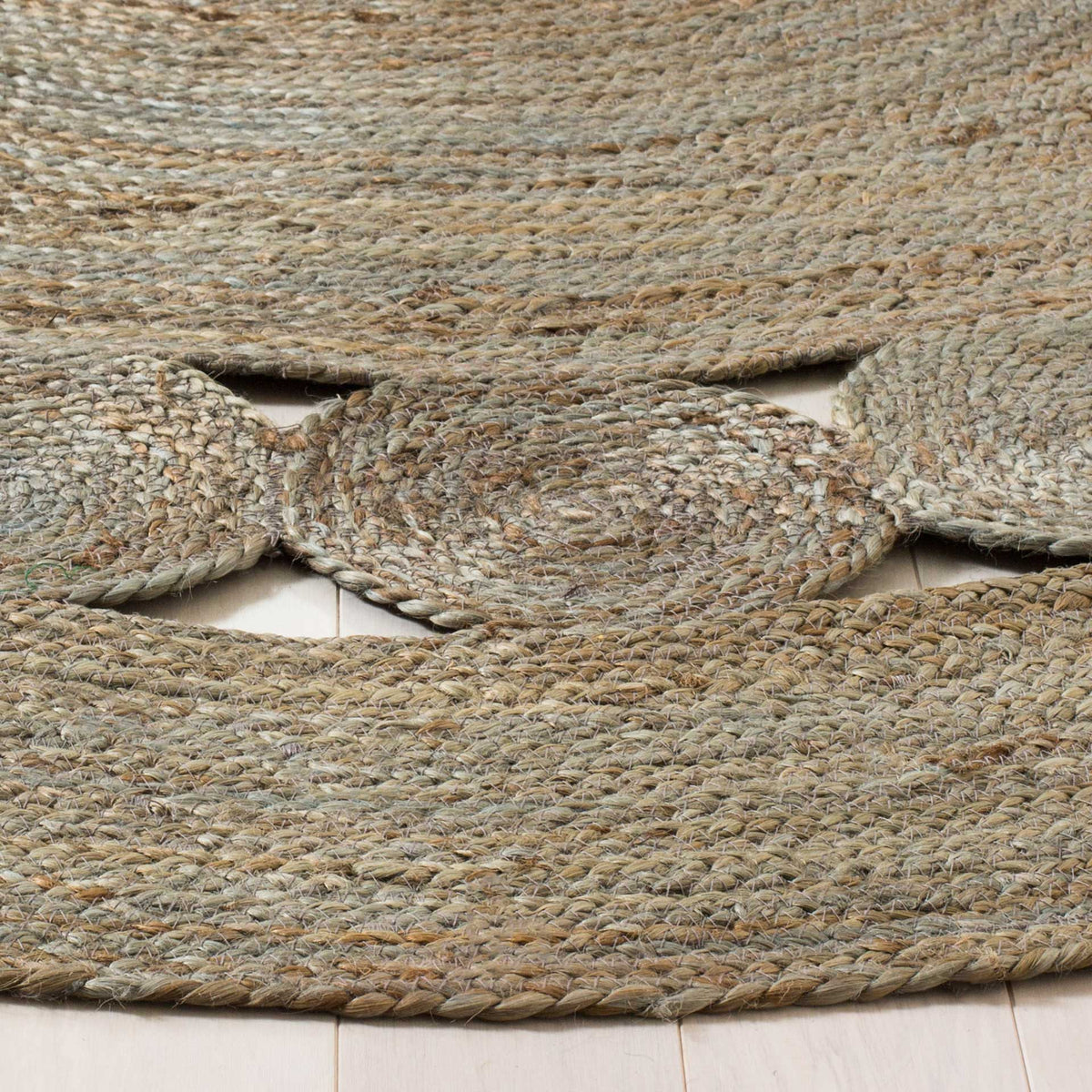 Gray jute discs sit between braided bands, forming an airy openwork border.
