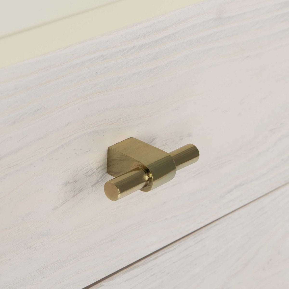 Gemma 2 Drawer Nightstand Cream/White Washed