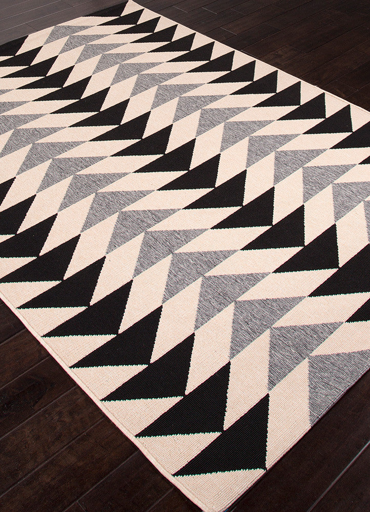 Patio Mckenzie Black/Gray Area Rug