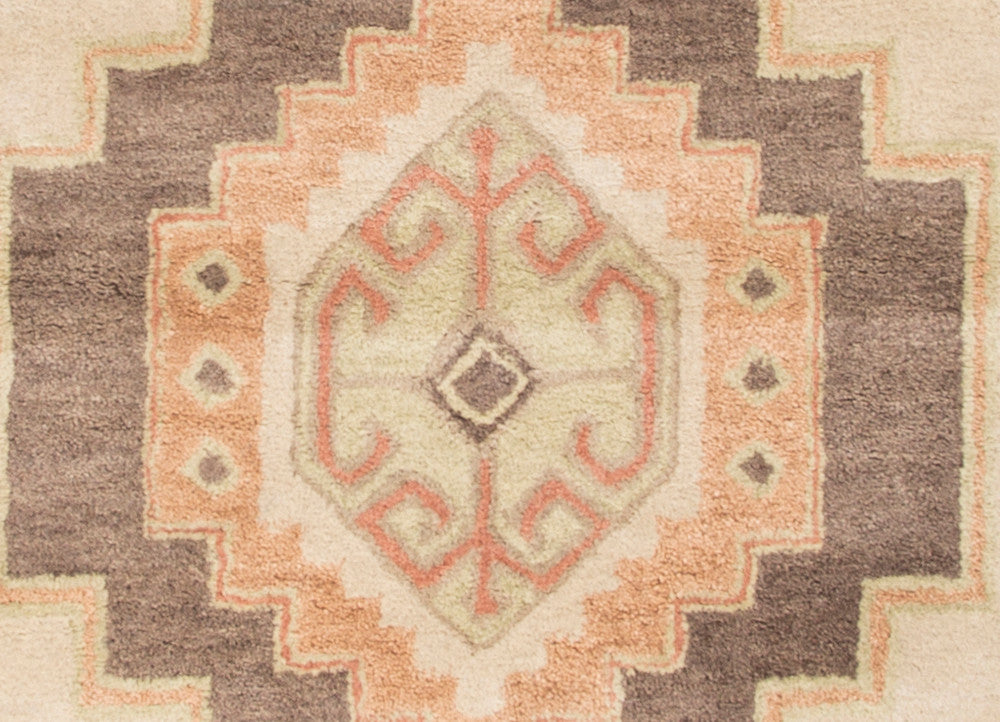 Preston Saratoga Ivory/Green Area Rug