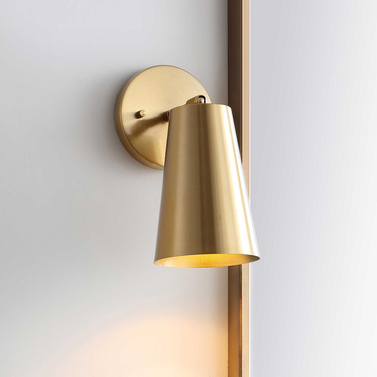 Leda Wall Sconce Brass Gold