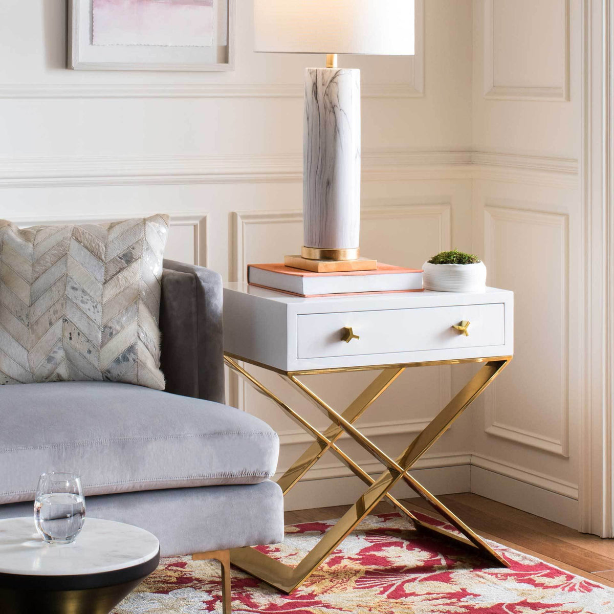 Yoali Side Table White/Gold