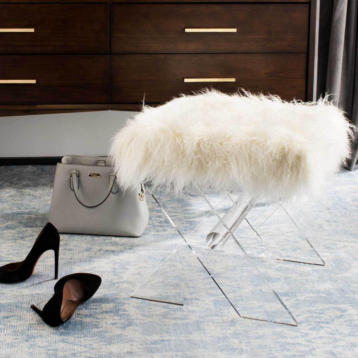 Kenny Sheepskin X-Bench