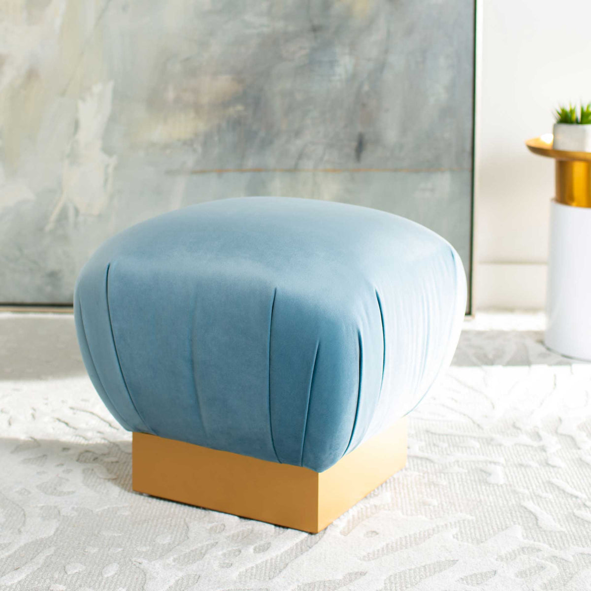 Opal Tulip Ottoman Sky/Gold