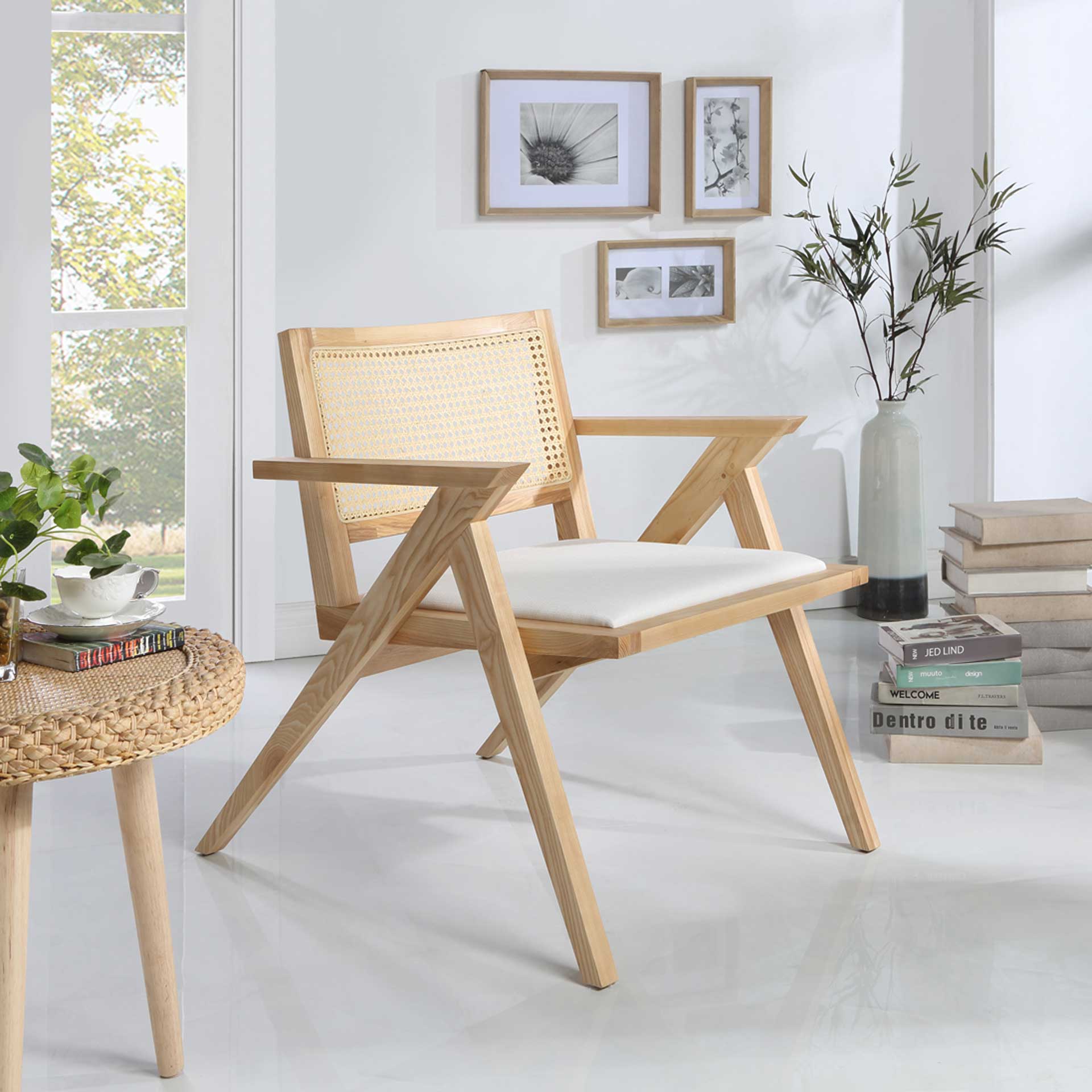 Kral Rattan Accent Chair Natural/White