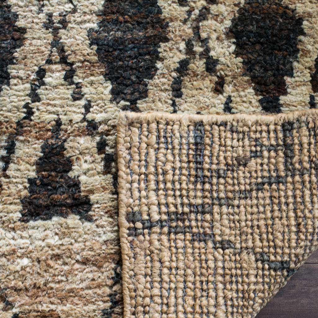 Tangier Ivory/Black Area Rug - Froy.com
