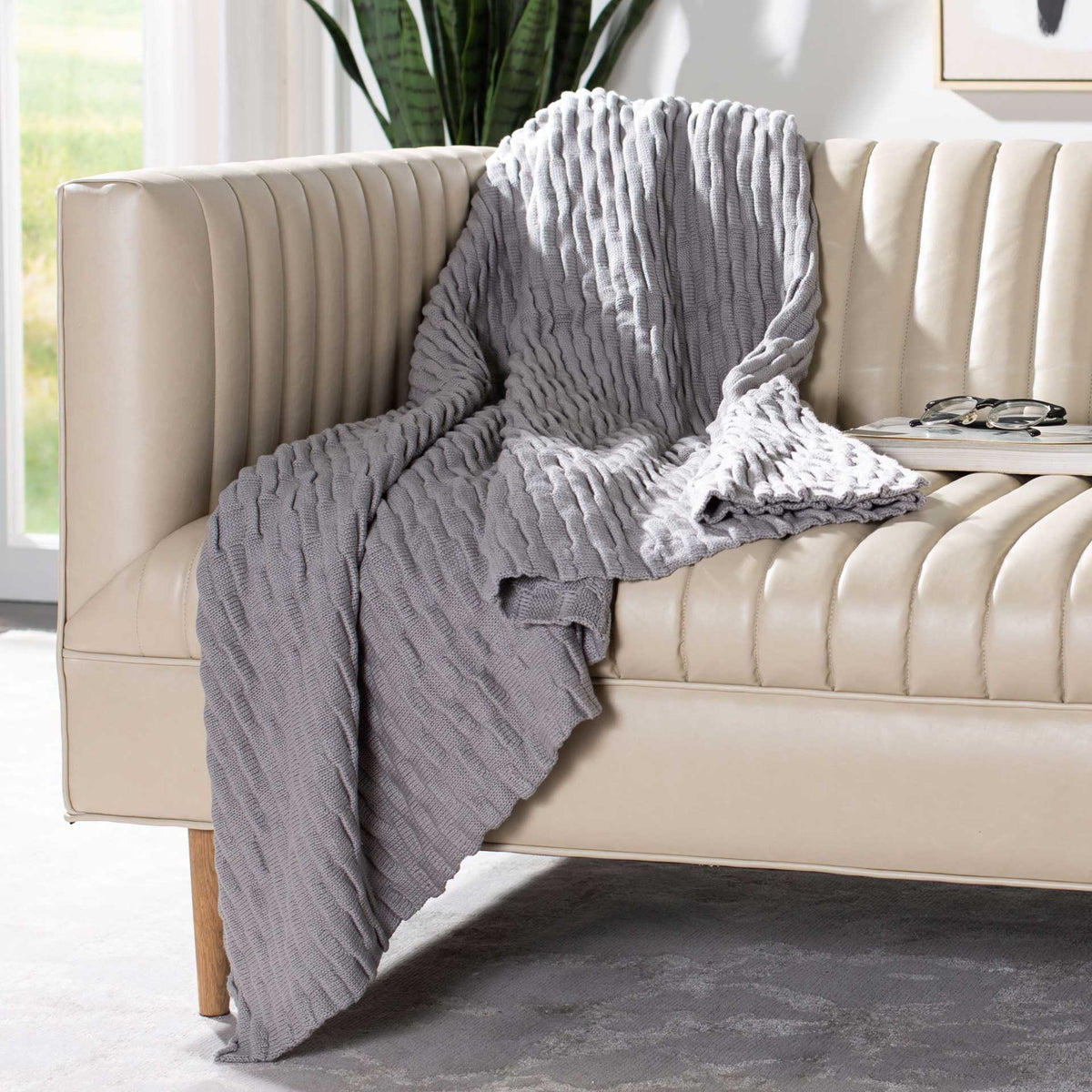 Novara Knit Throw Light Gray