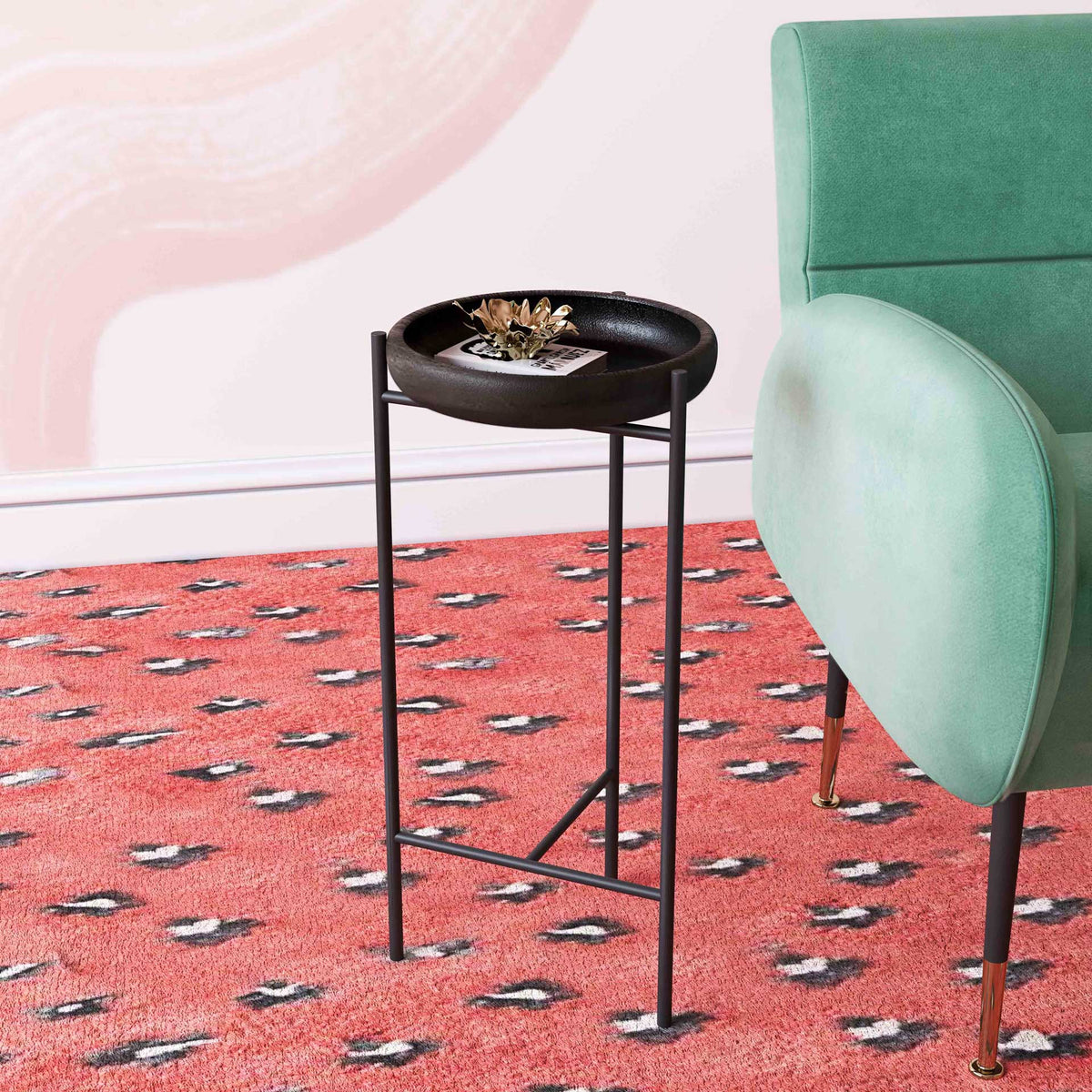 Salient Side Table Black