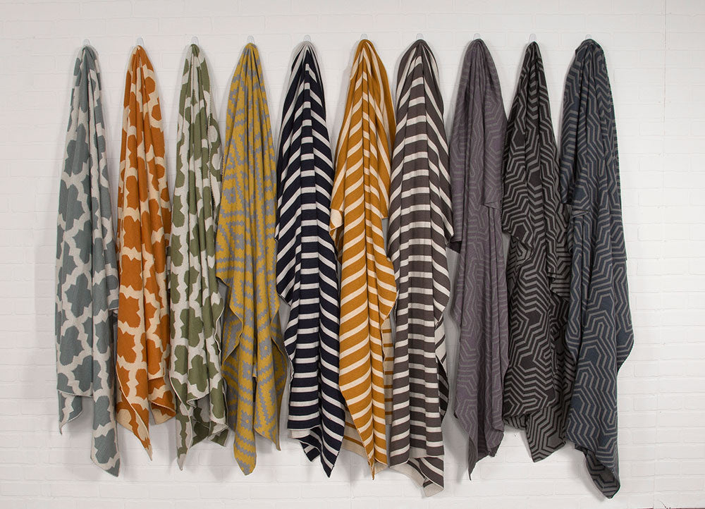 Trinity Neutral Gray/Indian Teal Throw