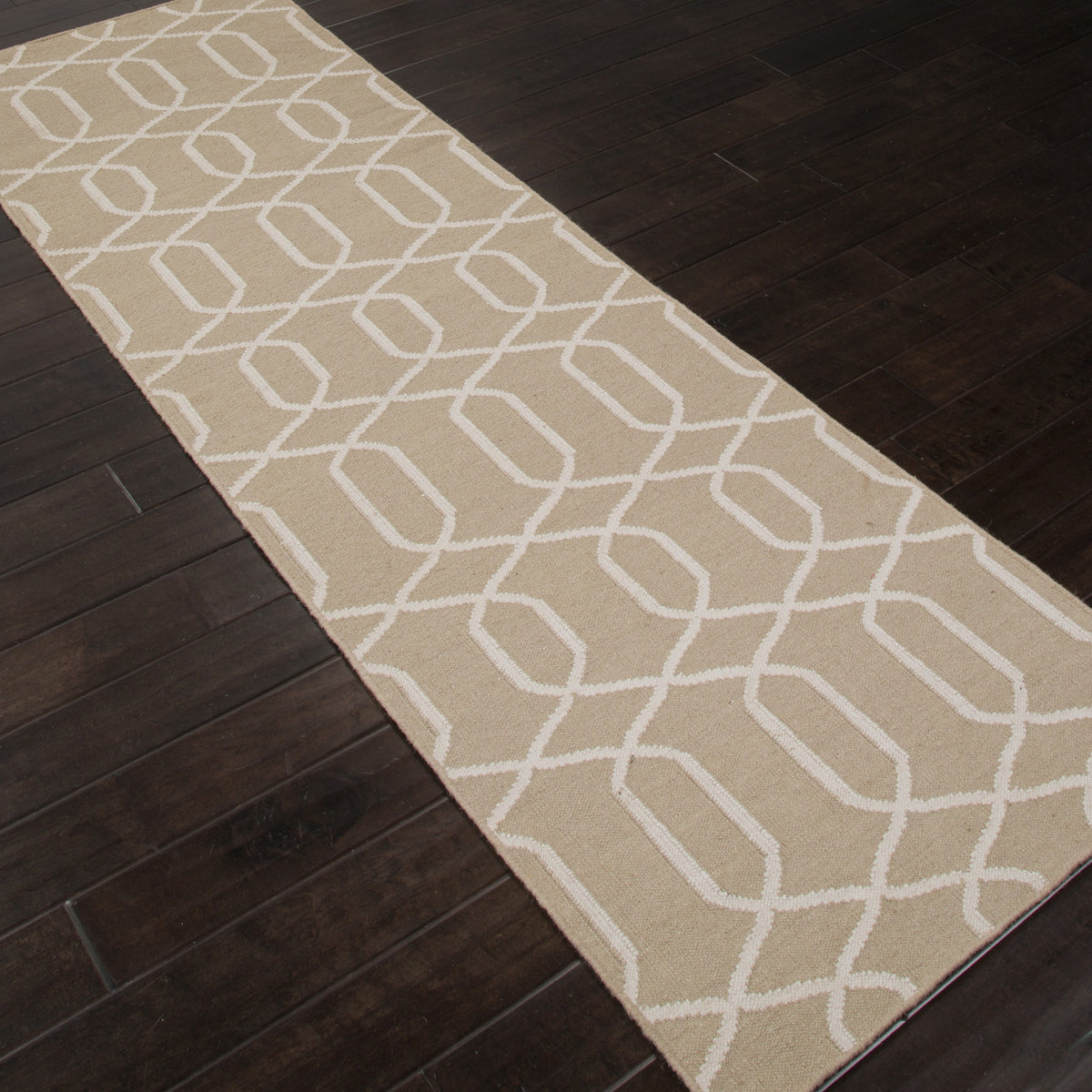 Urban Bungalow Sabrine Beige/White Runner Rug