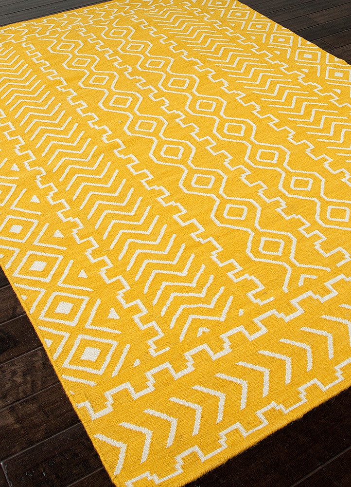 Urban Bungalow Doha Mango Area Rug