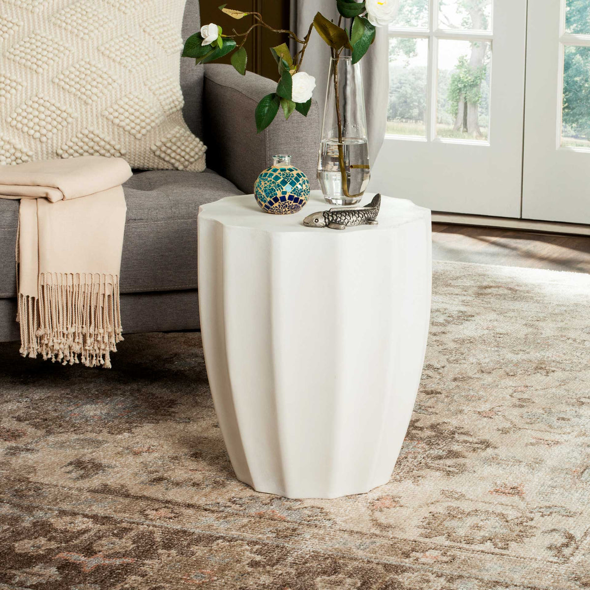 Jadis Modern Concrete Round Accent Table Ivory