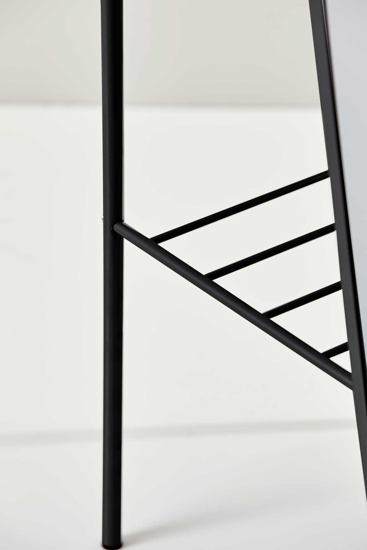 Tempo Floor Mirror Black