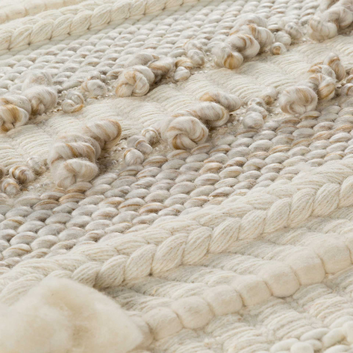 Ariyah Wall Hanging Cream/Ivory/Tan