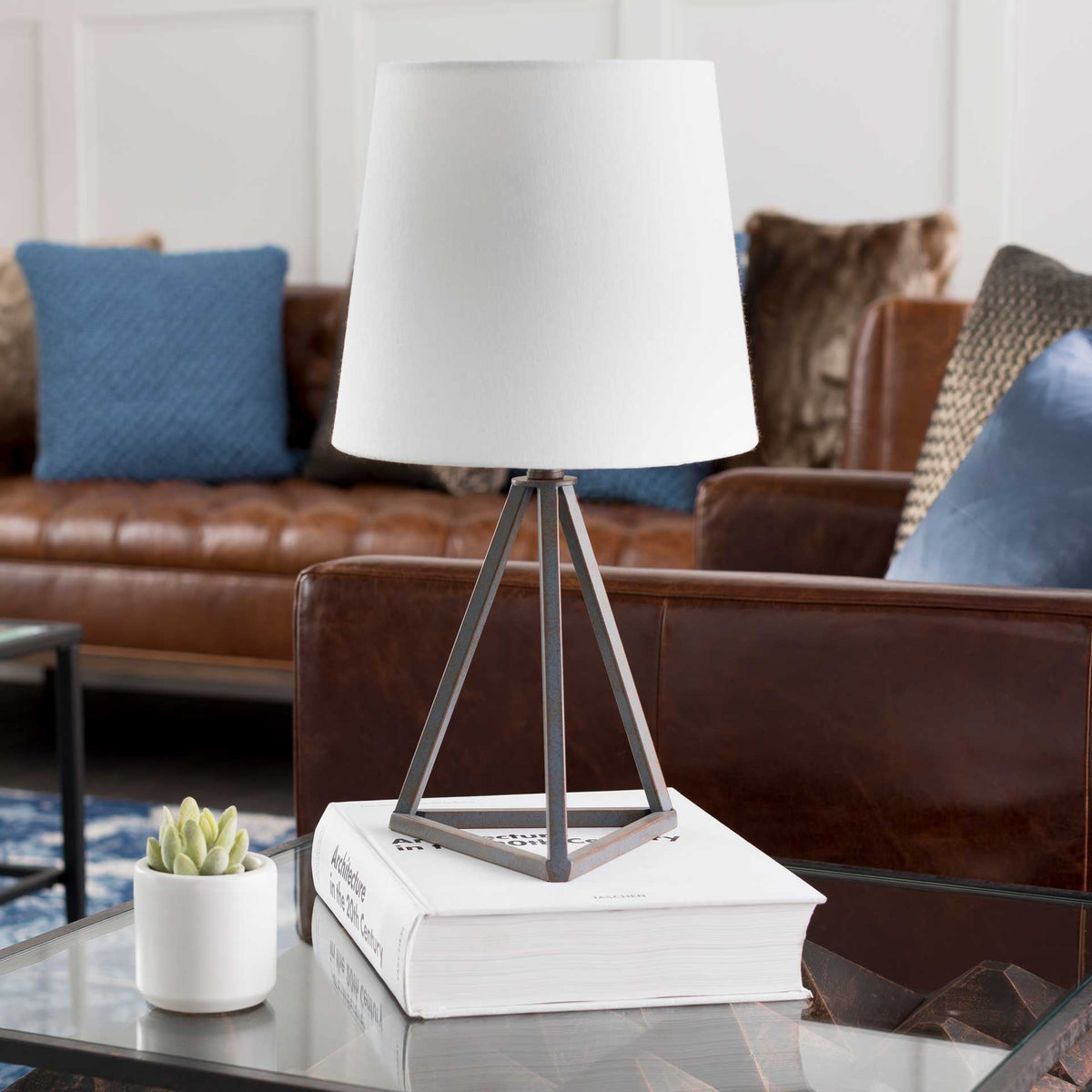 Bella Table Lamp White/Black