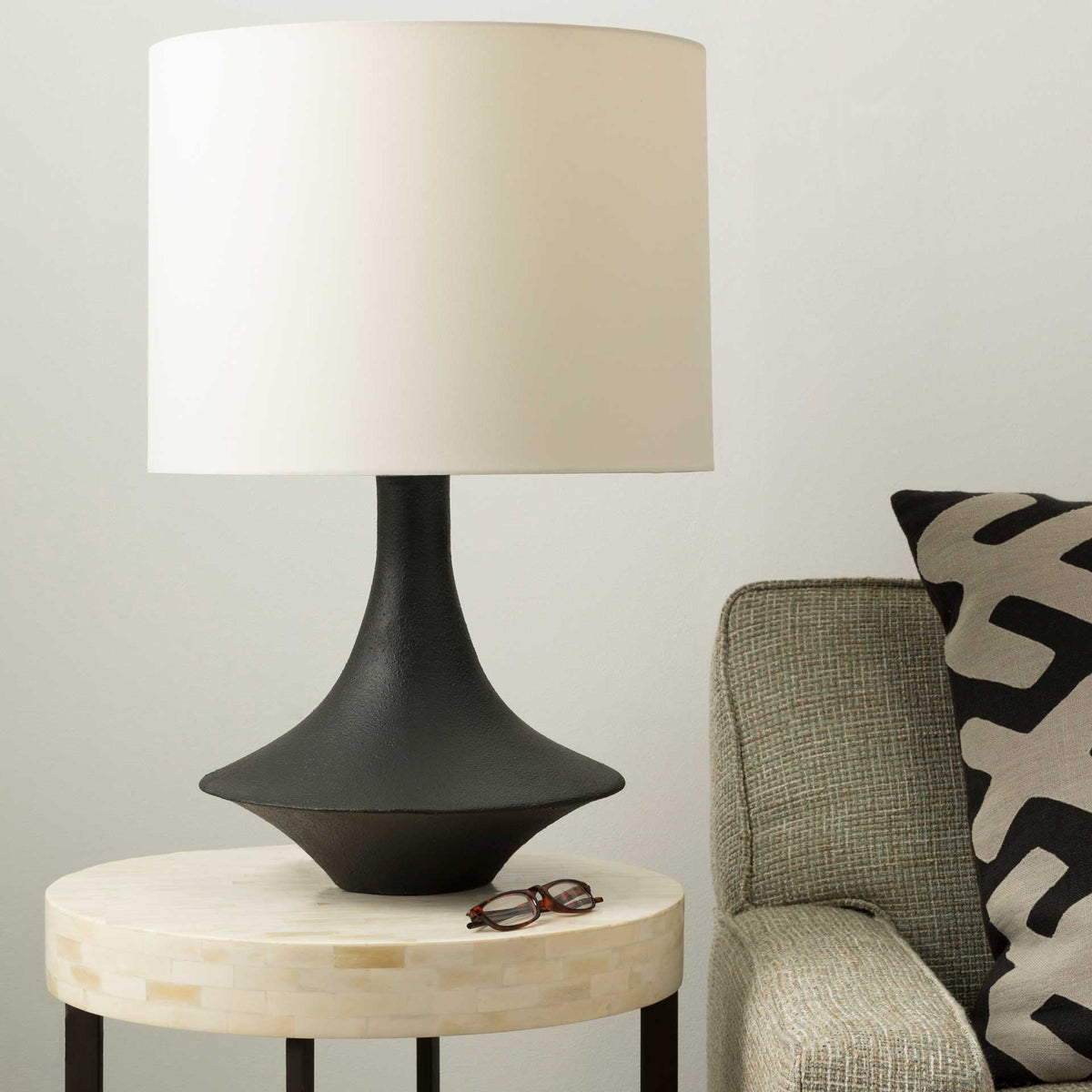 Brennan Table Lamp Black/White