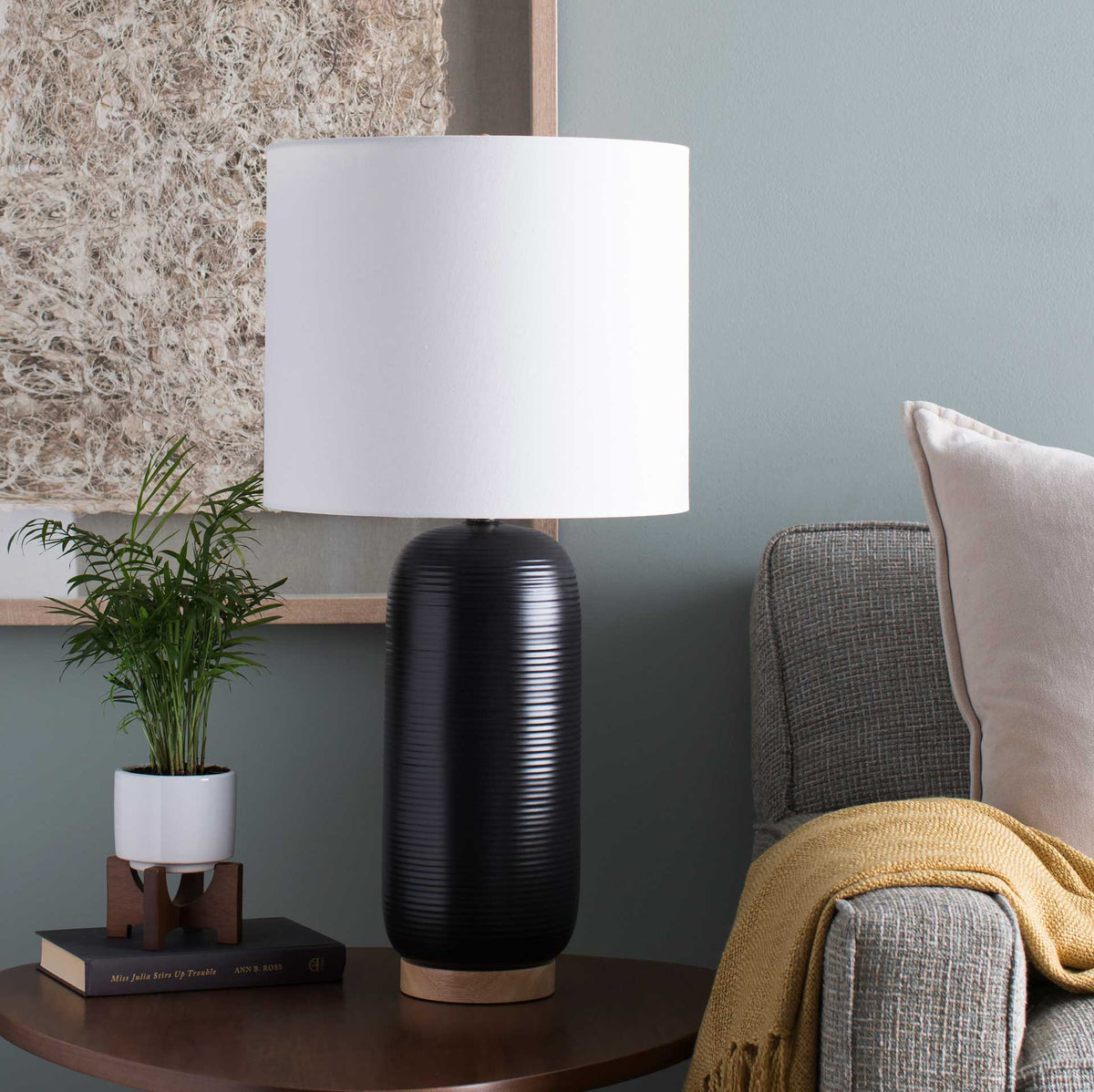 Everly Table Lamp Black/White