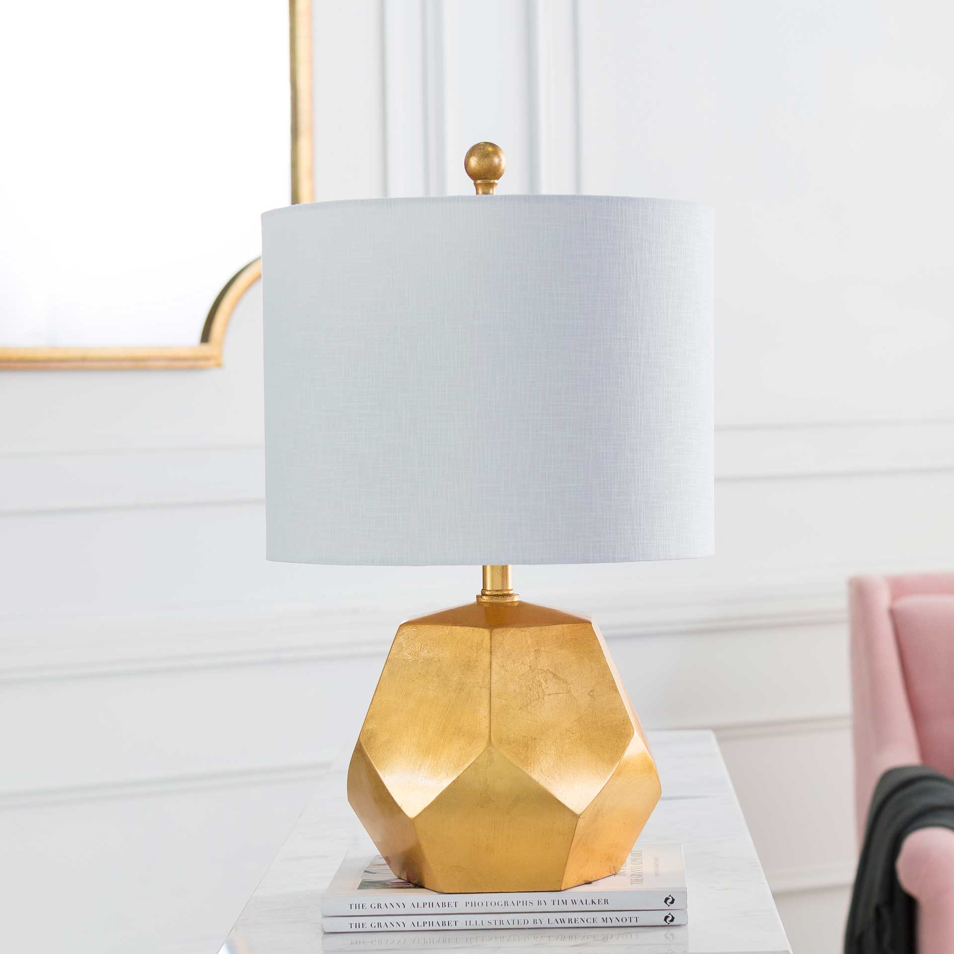 Finley Table Lamp White/Gold