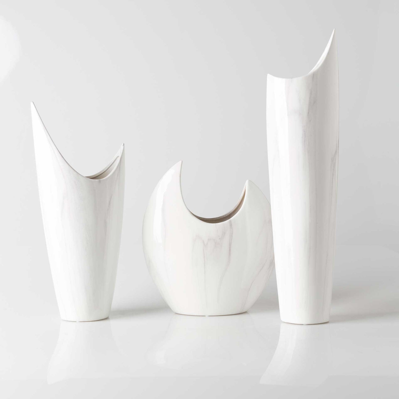 Hadleigh Vase White/Charcoal