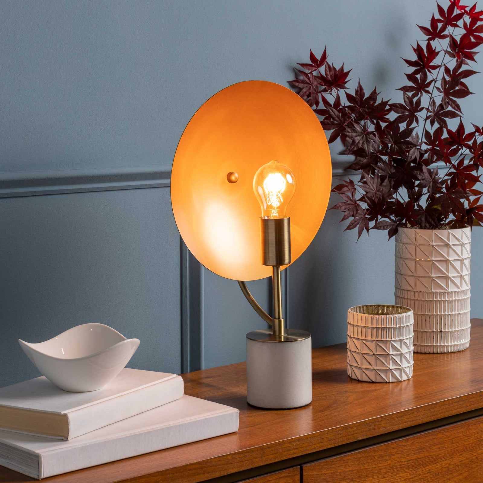 Jacob Table Lamp Gold/White