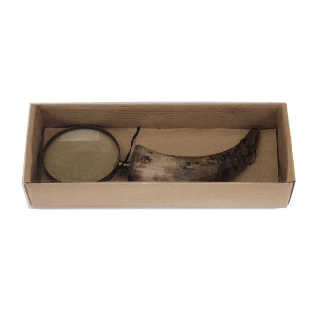 Nikki Chu Horn Magnifier