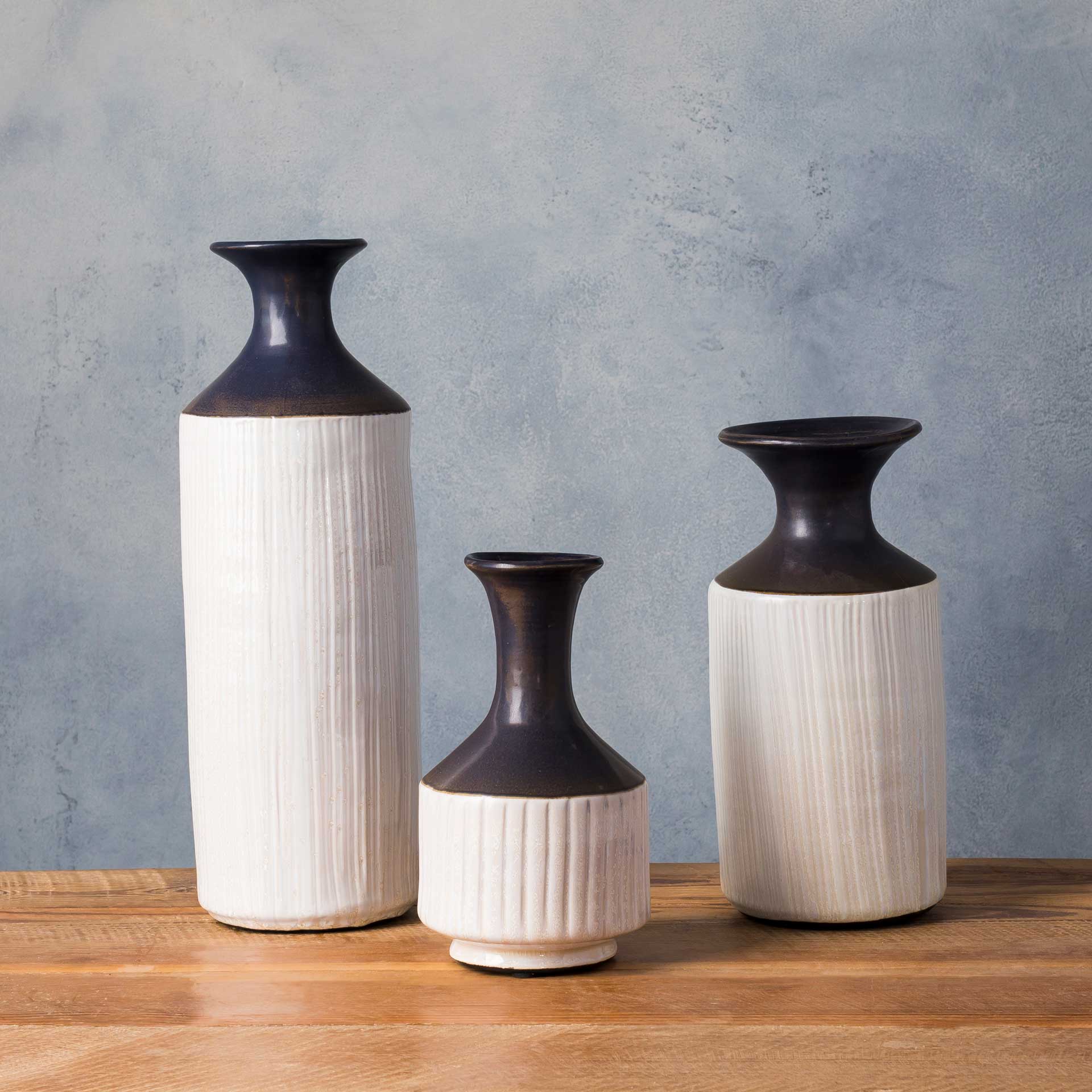 Masha Vase Navy/Cream