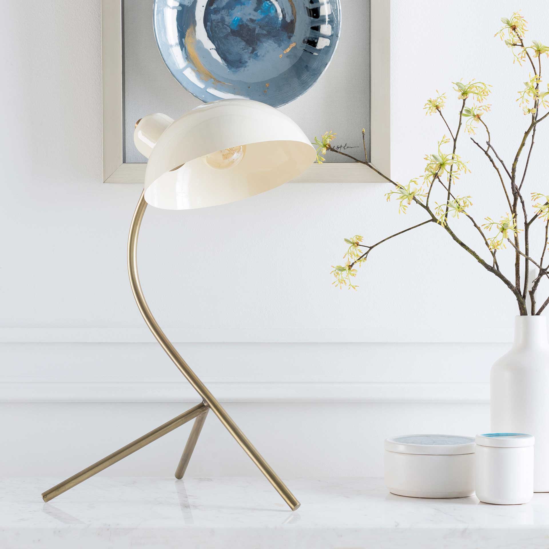 Umar Table Lamp Beige/Brass/White